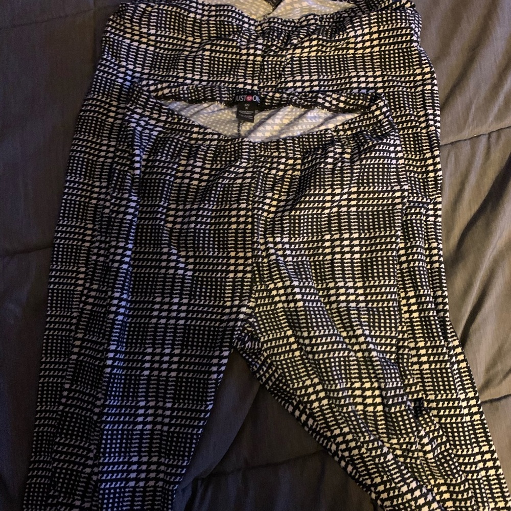 Just One Leggings